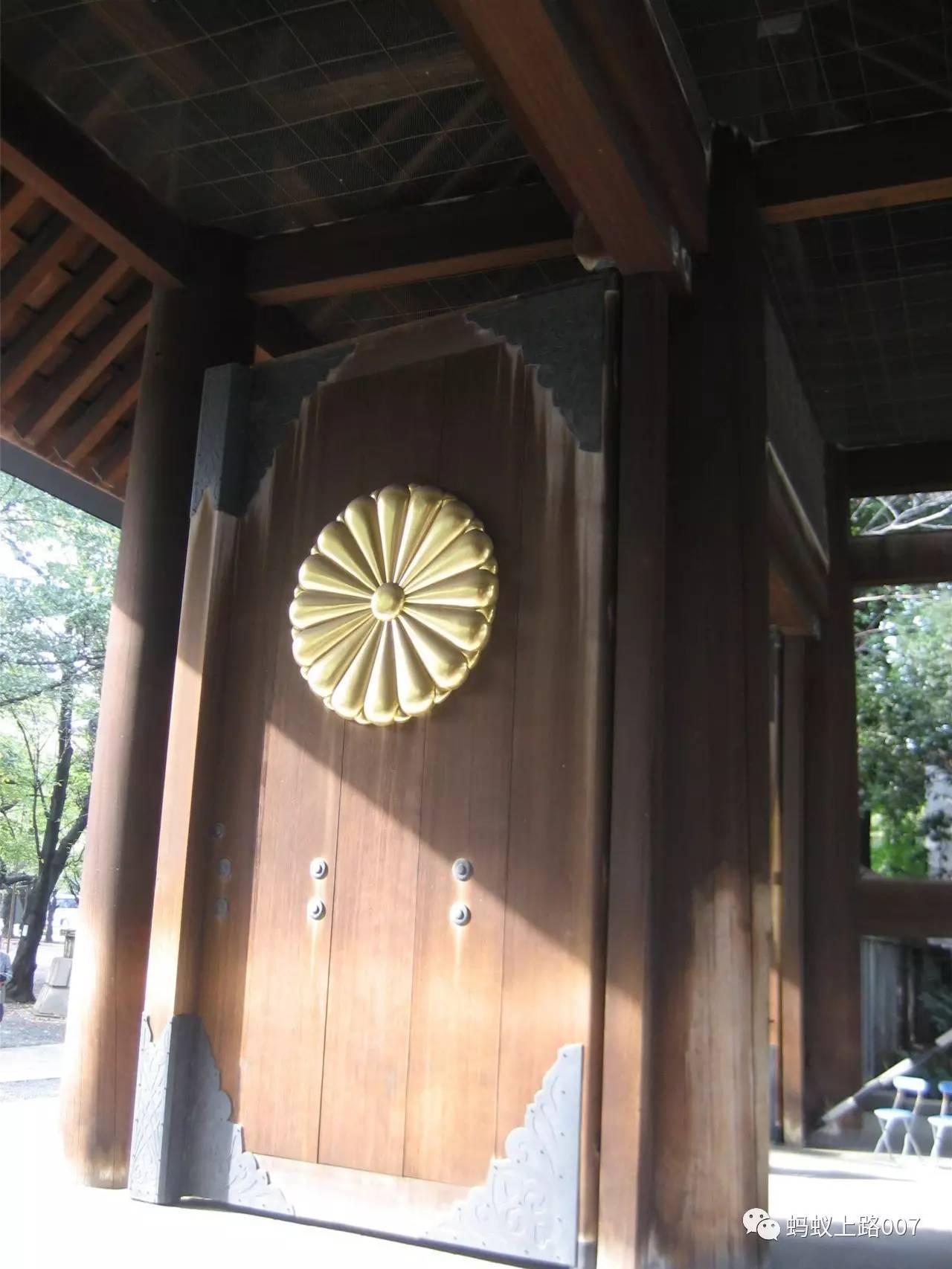 东京的靖国神社东京的靖国神社，历史、争议与影响